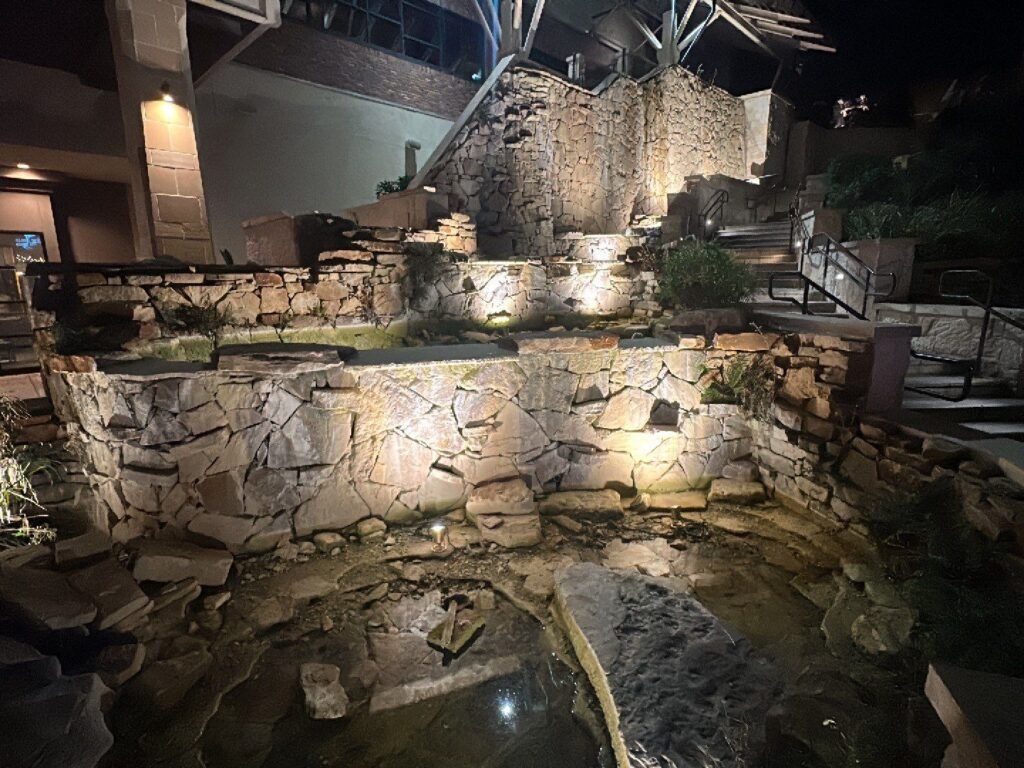 La Cantera water feature with lighting